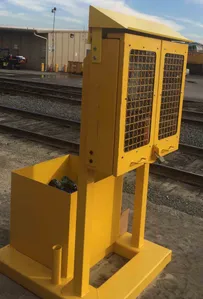 Forklift movable tool cabinet